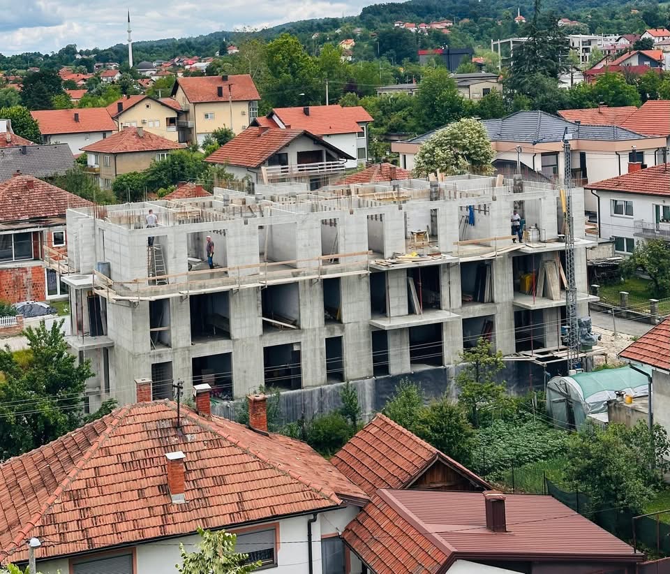 Gradilište Home4Life objekta među porodičnim kućama